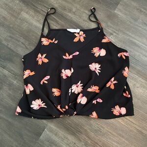 Knot Front crop top